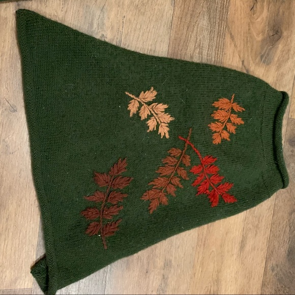 Autumn Embroidered Woolrich Dog Sweater - Picture 3 of 9